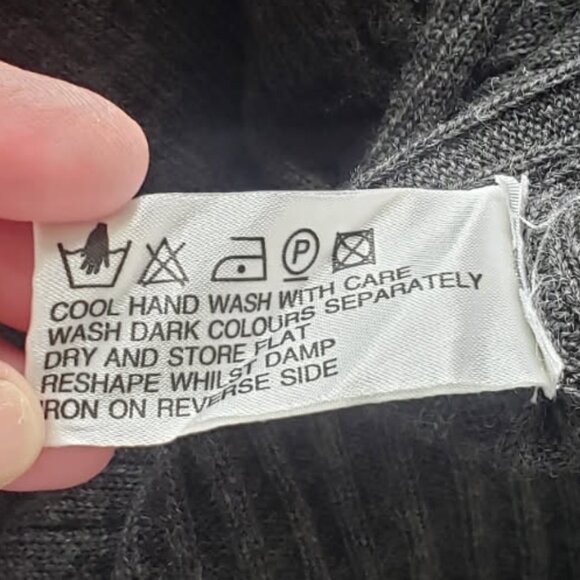 EUC women's sweater dress set medium - Picture 8 of 14